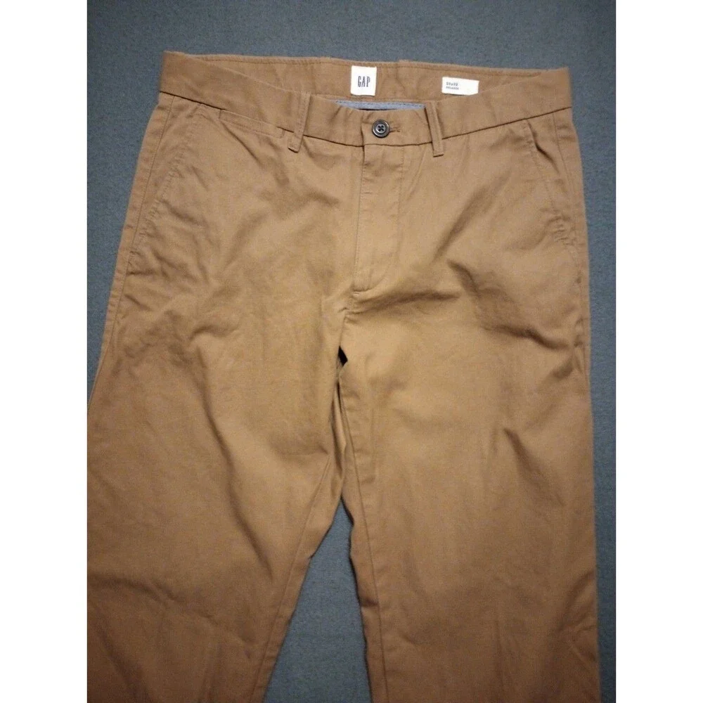 GAP Khakis Chinos Pants Relaxed Fit Straight Mens 30x32 NWOT
